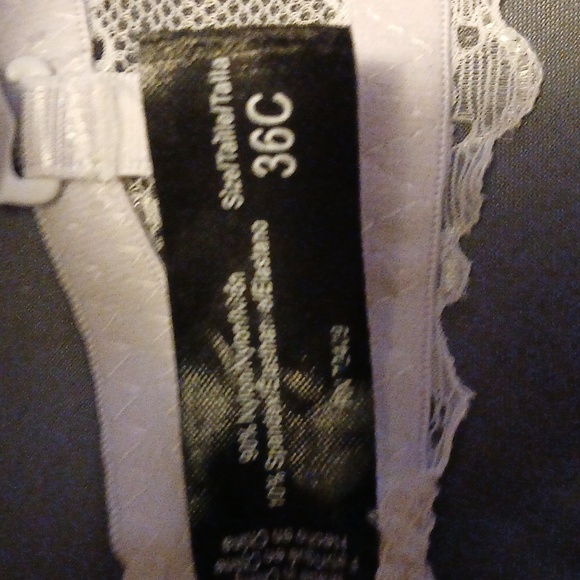 *New* 36C push up bras - Picture 7 of 7